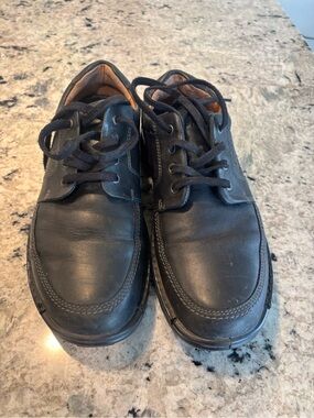 Ecco Men's Black Leather Lace-Up Oxfords